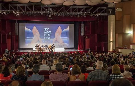  El Festival Internacional de Cine de Estambul: Un Encuentro Cinematográfico que Celebró la Diversidad y la Innovación